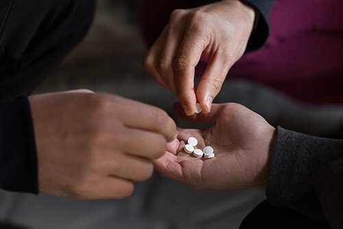 Prescription Opiate Use Rising Among Teens